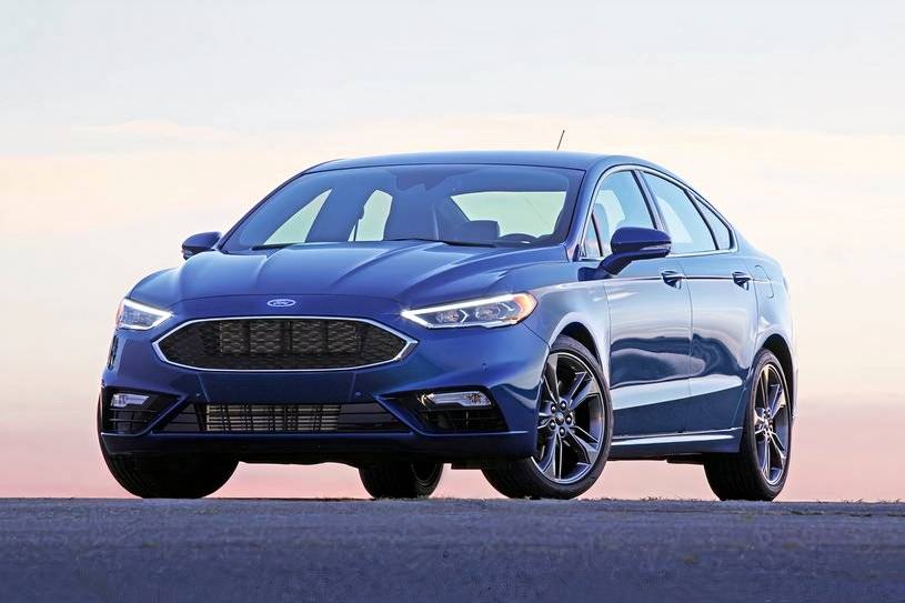2018 Ford Fusion front 3/4