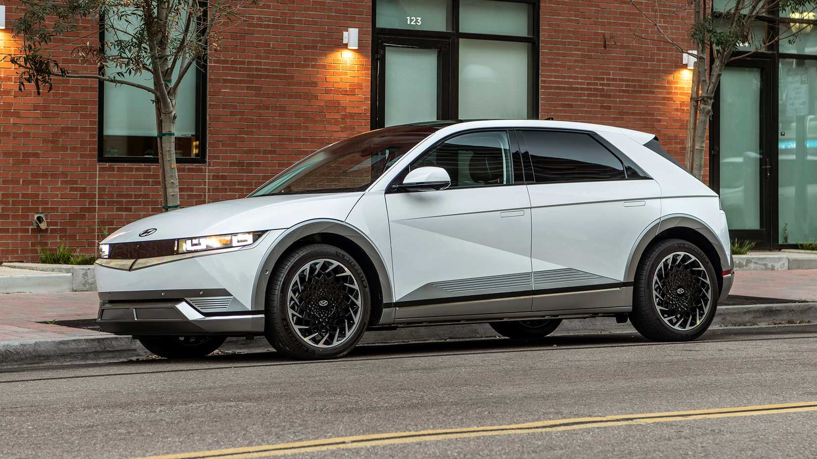 2024 Hyundai Ioniq 5