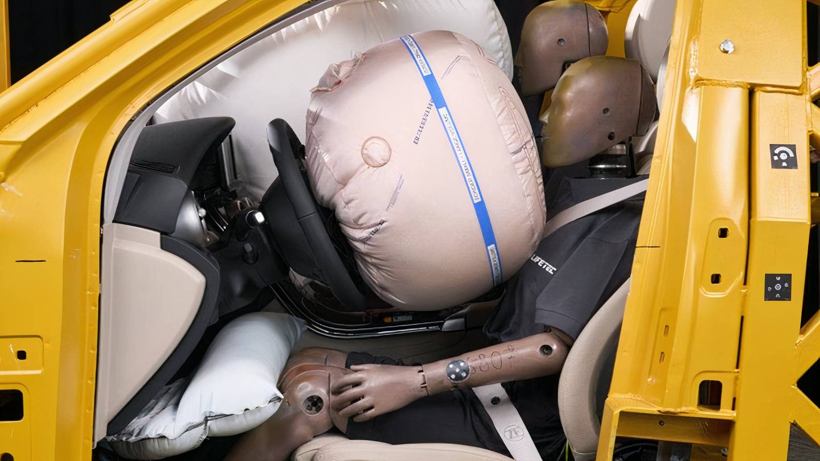 20240605_4_Dual_Contour_Airbag_ZF_LIFETEC_3_2_748px_25dfb6d5ae