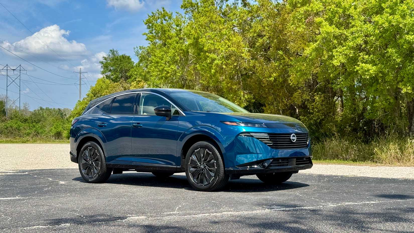 2025 Nissan Murano front 3/4