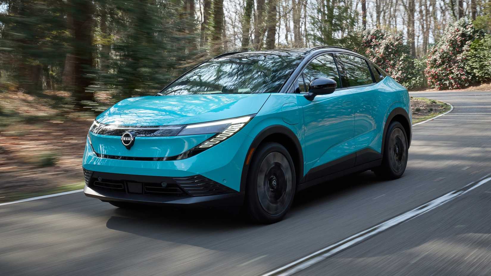 2026 Nissan Leaf Exterior In Motion 13