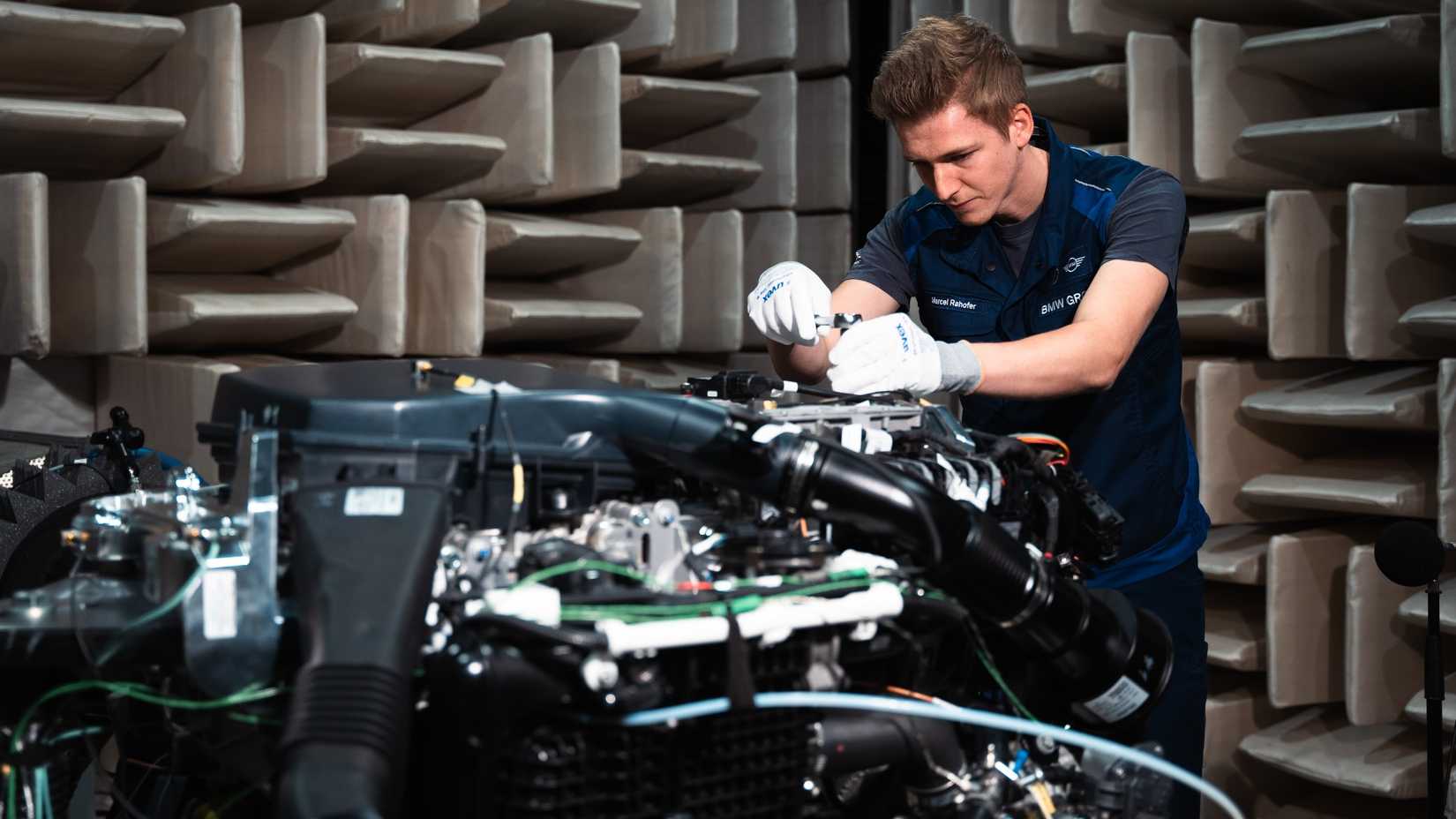 BMW Hydrogen FCEV (1)