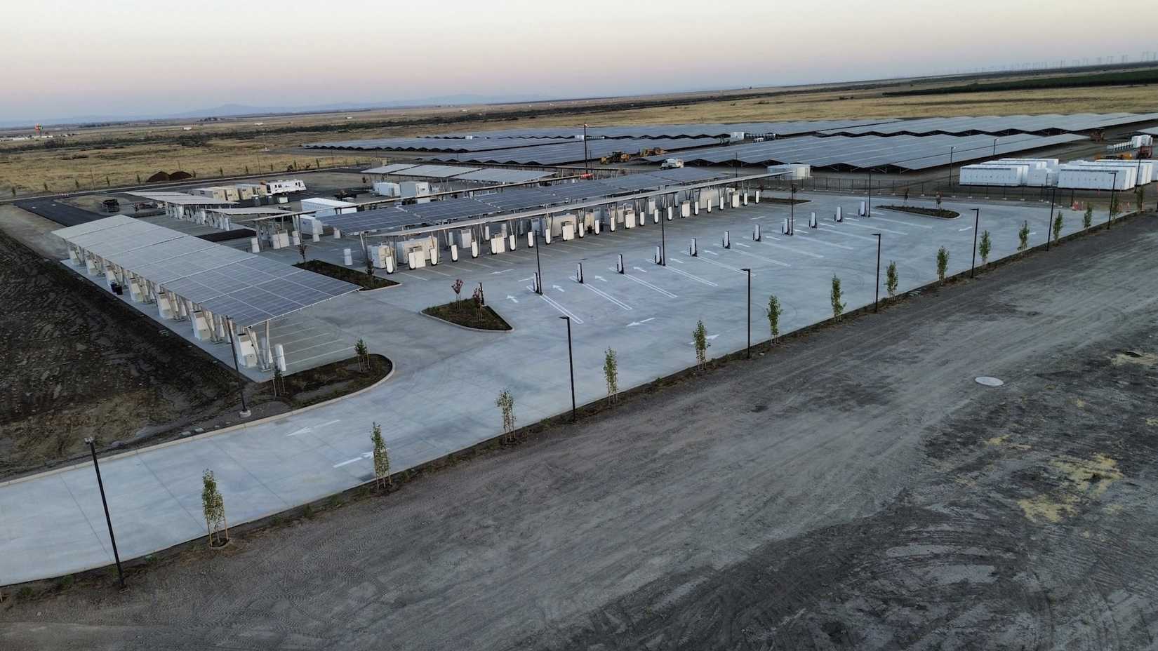 Tesla Oasis Supercharger 3