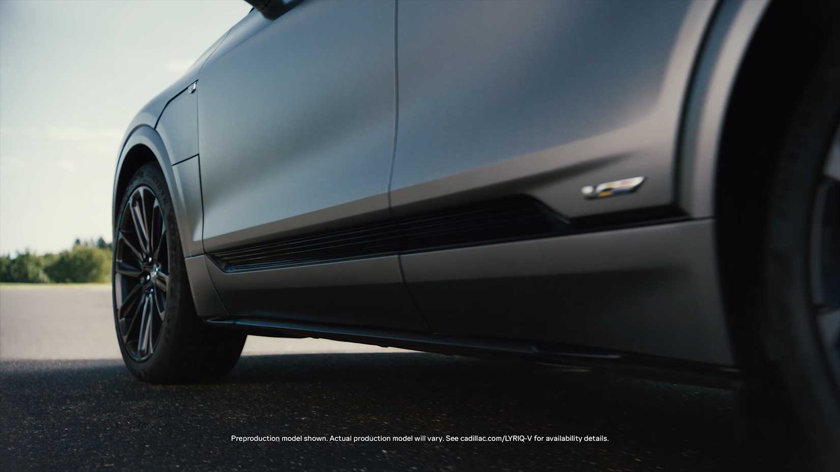 2026 Cadillac Lyriq-V Side Sill