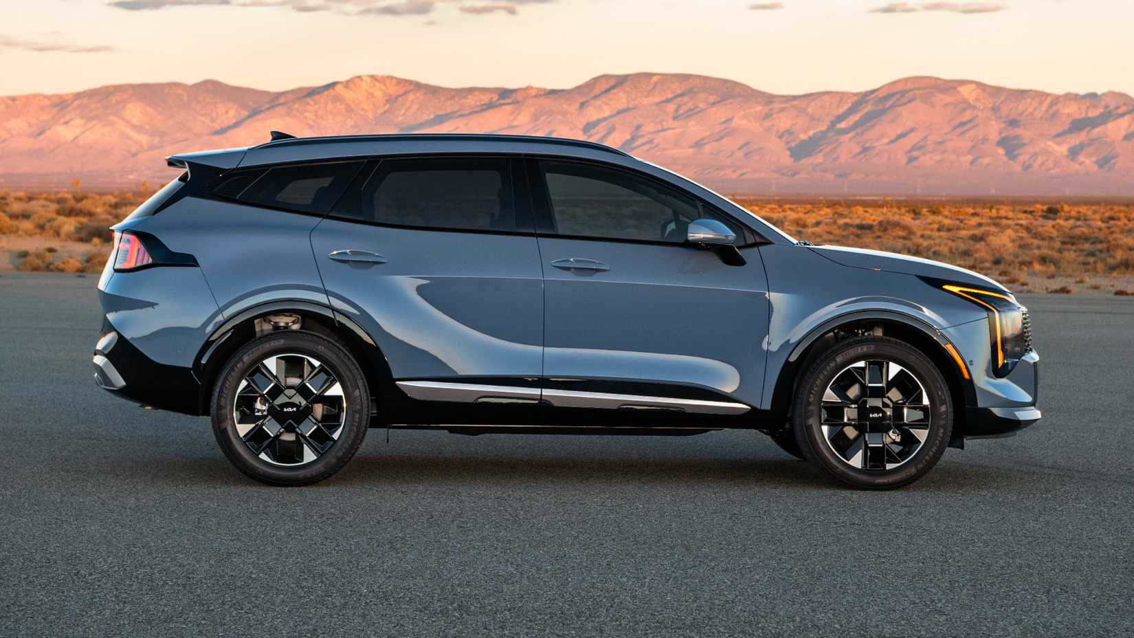 cropped-22817_2026_sportage_hev 2026 Kia Sportage HEV