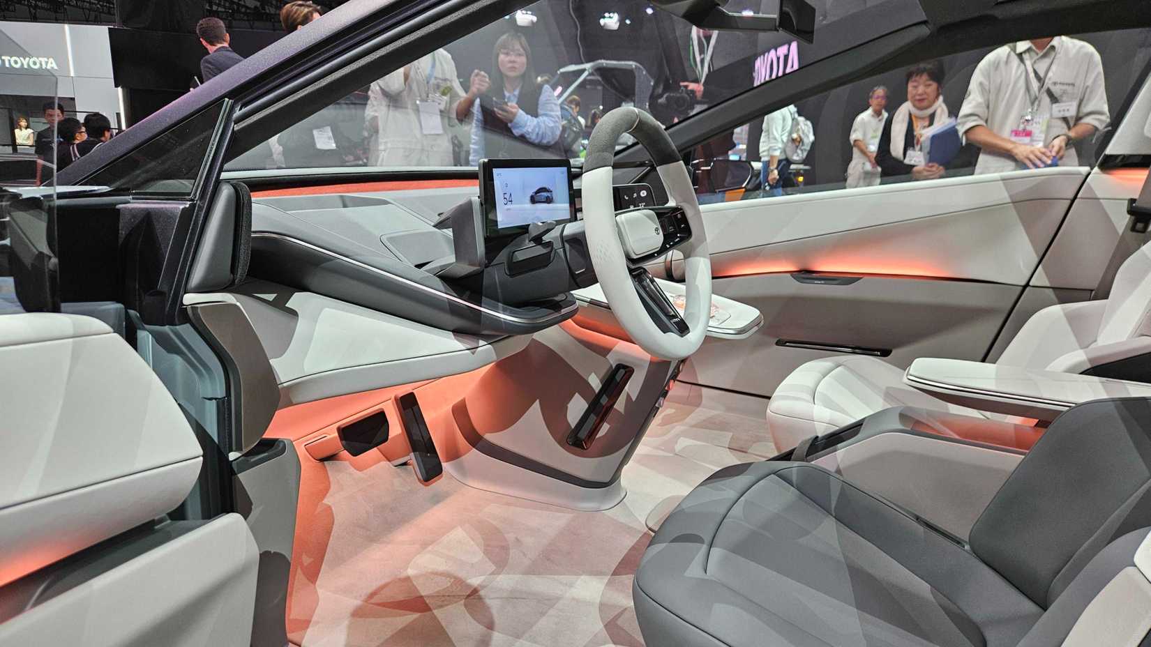 new-toyota-corolla-concept-14 new-toyota-corolla-concept-14